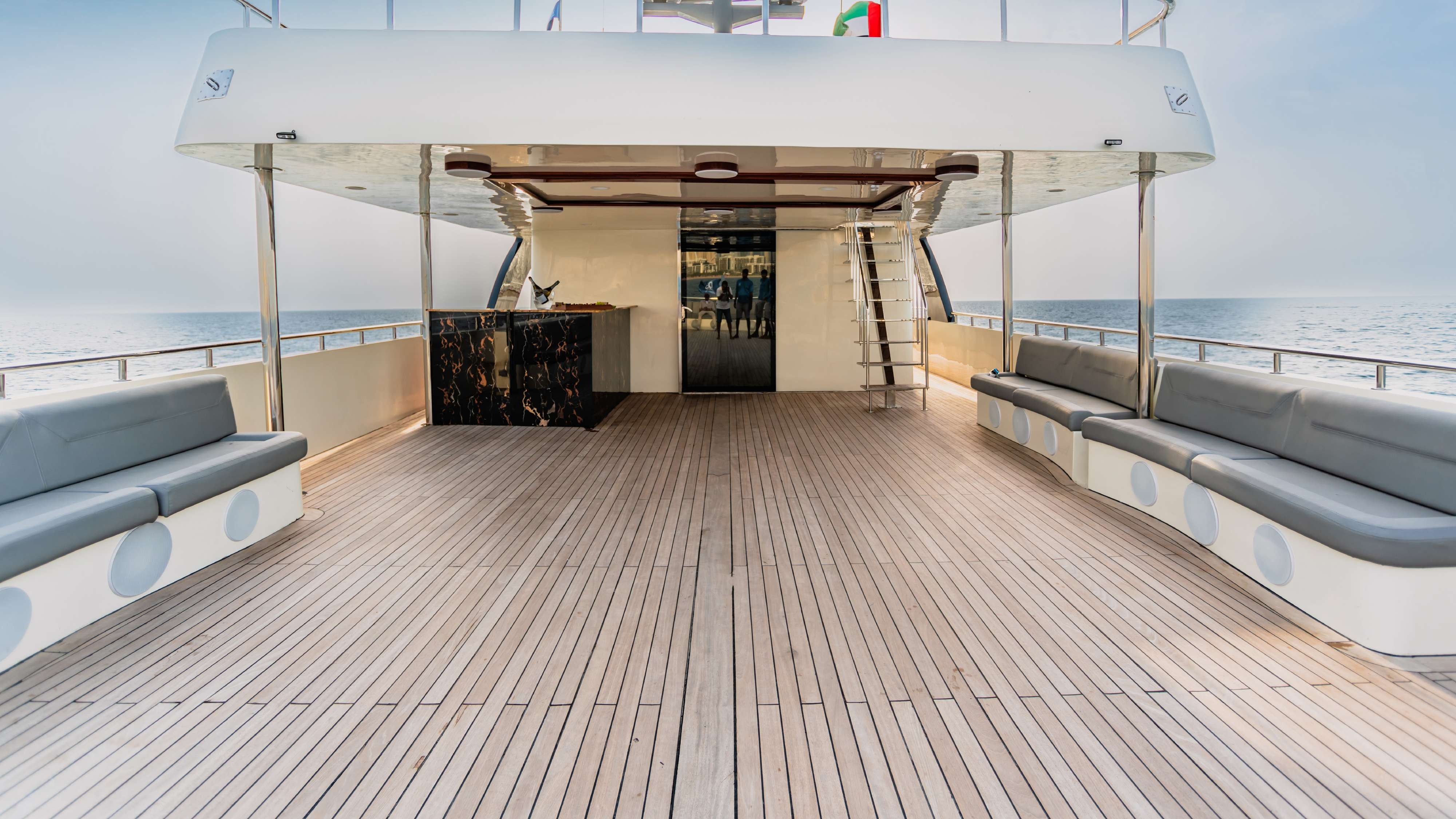 LUX151 private yacht in Dubai, preview photo 3