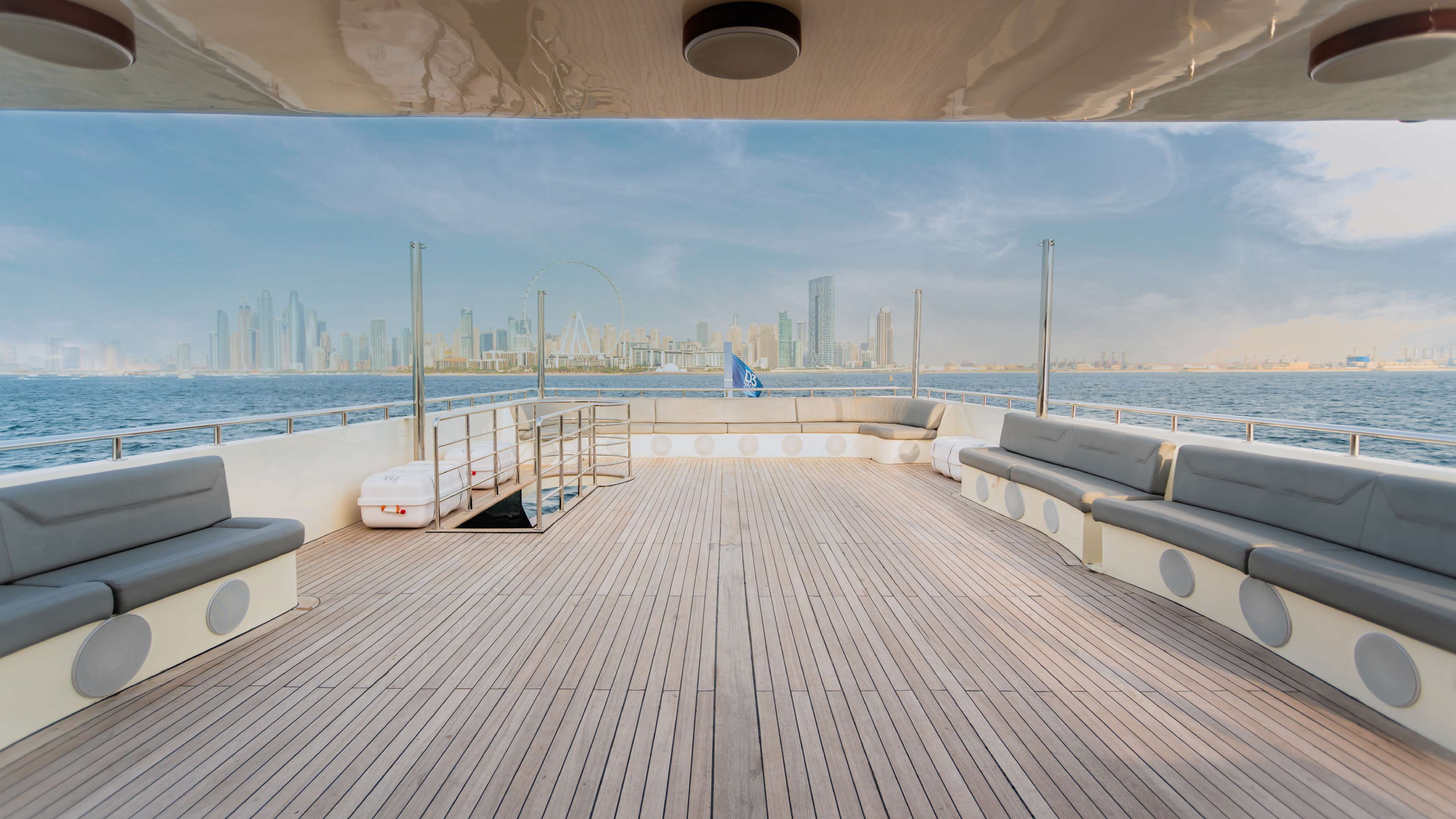 LUX151 private yacht in Dubai, preview photo 2
