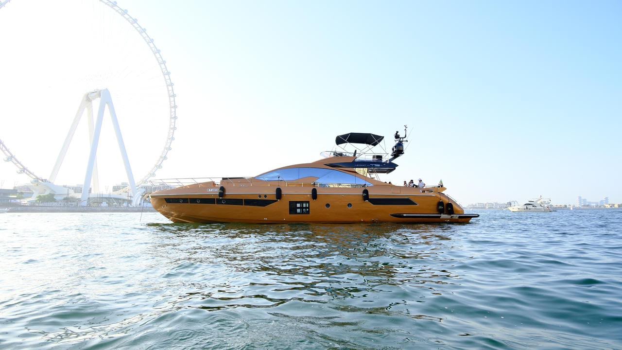 Azimut 77 private yacht in Dubai