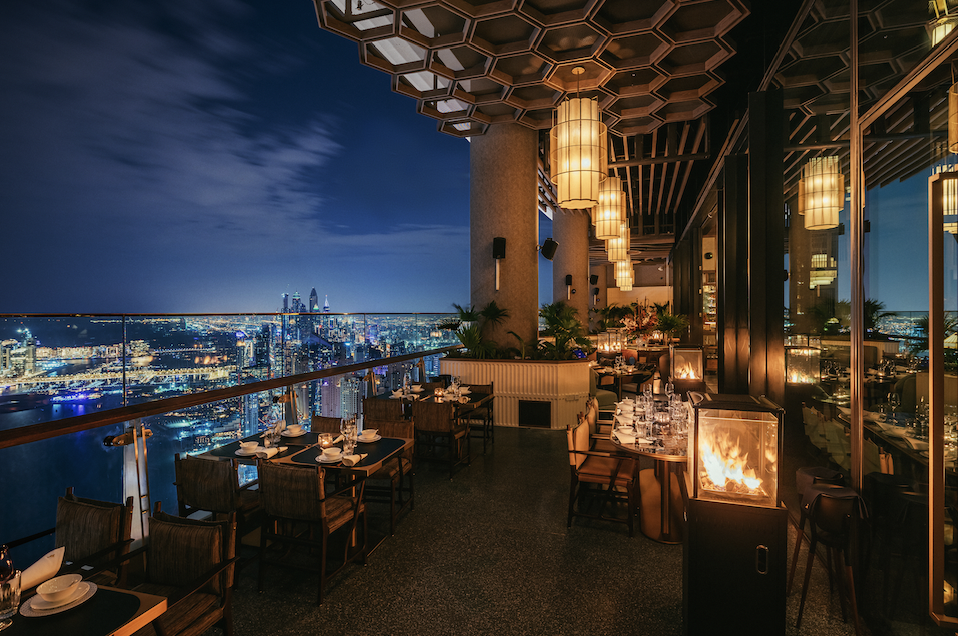 MOTT 32