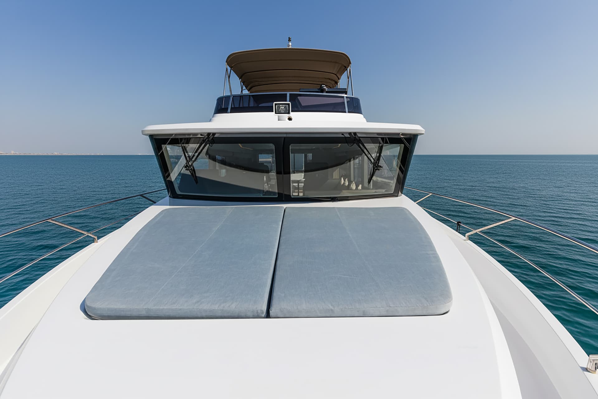 LUX53 CANOPY private yacht in Dubai, preview photo 3