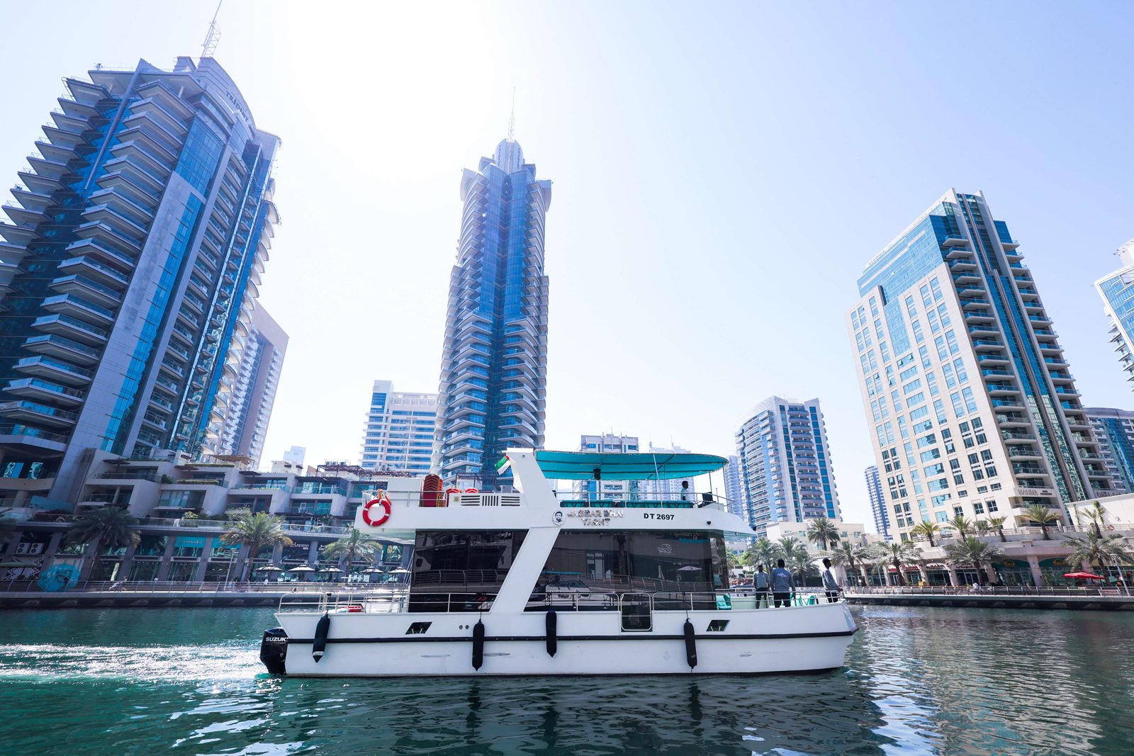 PARTY HOUSE BOAT private yacht in Dubai